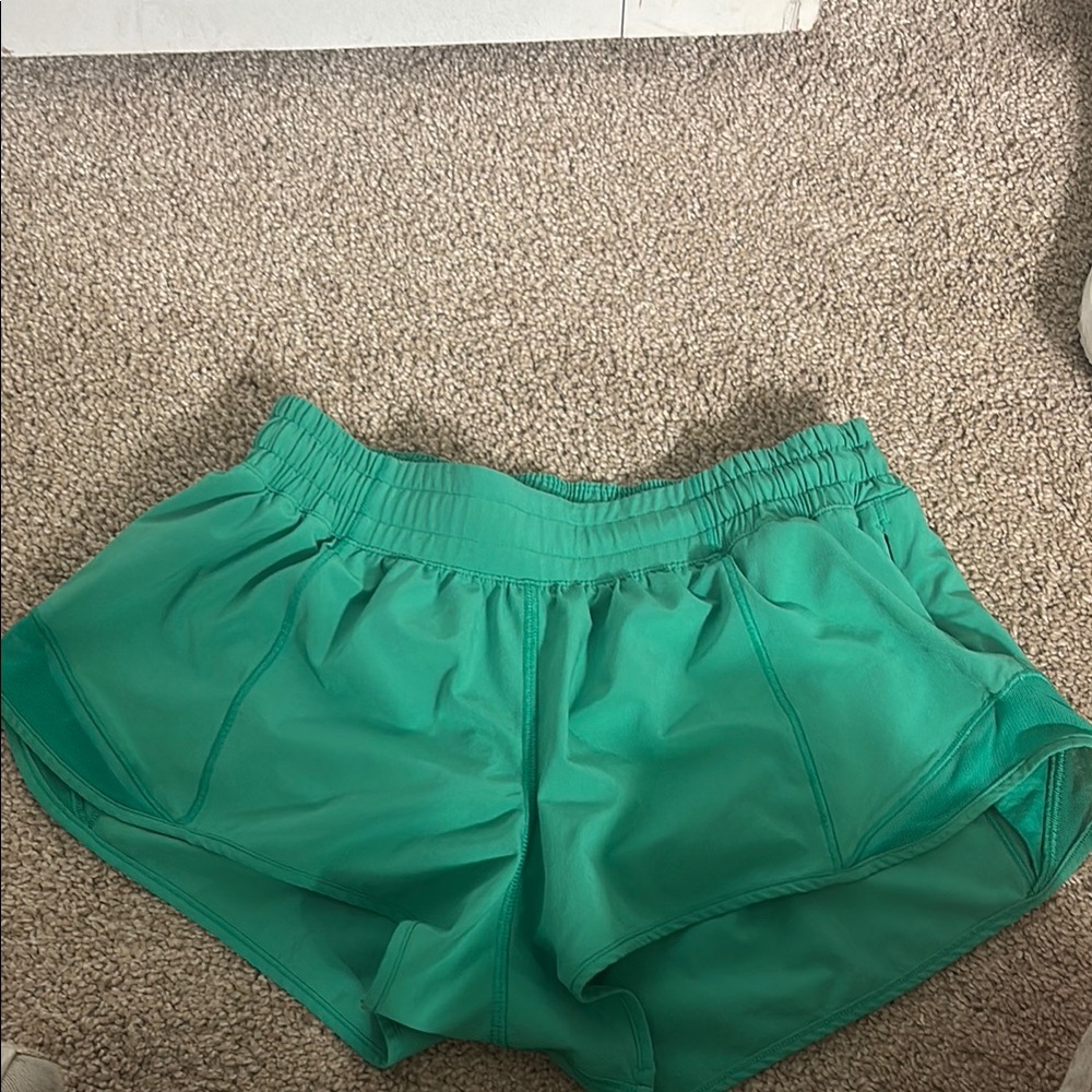Women's Green Lululemon Hotty Hot Shorts